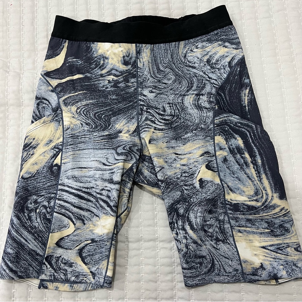 Lululemon Athletica Esker lab shorts